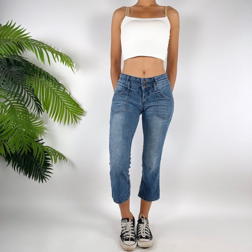 Women's Vintage Y2K L.e.i. Indie Casual Mid Wash Denim Summer Jean Capris / 9